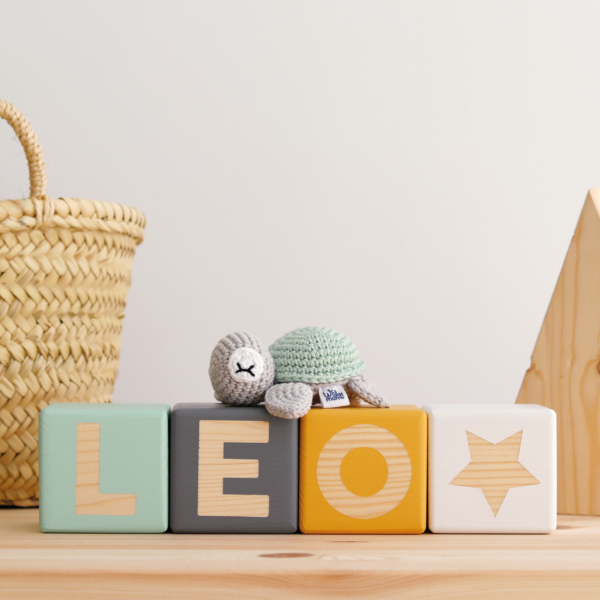 CUBOS-MADERA-PERSONALIZADOS-WALAMAMI-LEO.png